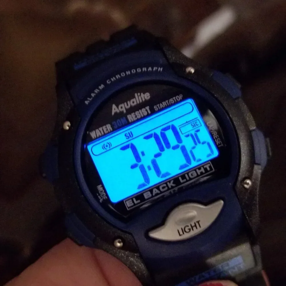 New Vintage Mens Aqualite Digital Alarm Chronograph Sports Watch